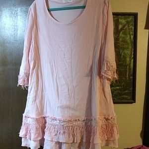 Gauze tunic with nice details. NWOT